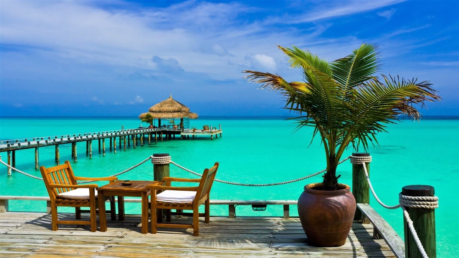 Bộ ảnh hình nền phong cảnh Resort trên biển đẹp và thơ mộng nhất